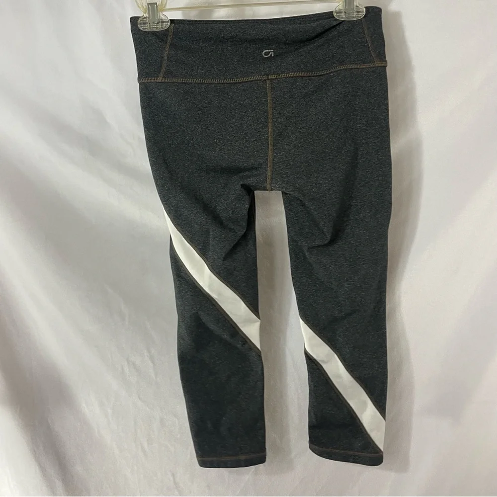 Gapfit gfast Capri workout capris - Picture 7 of 12